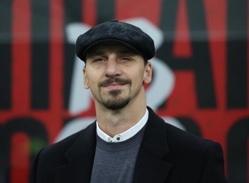 Златан показал образ в стиле &laquo;Острых козырьков&raquo; и использовал цитату Томаса Шелби: &laquo;Я не плачу за костюмы&raquo;